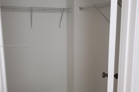 Copropriété à louer à Hallandale Beach, Floride: 2 chambres, 109.62 m2 № 2041615 - photo 8