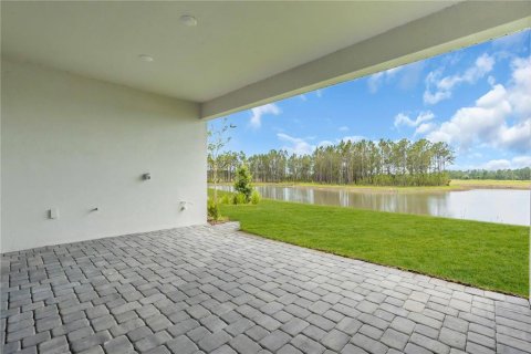 Casa en venta en Zephyrhills, Florida, 4 dormitorios, 293.76 m2 № 1441057 - foto 9