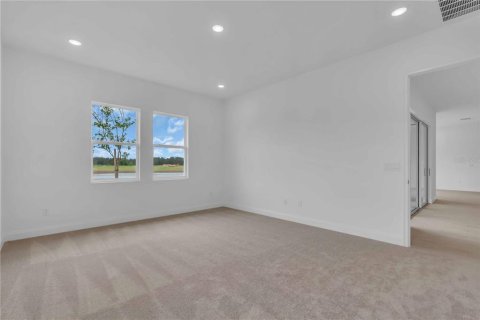 Casa en venta en Zephyrhills, Florida, 4 dormitorios, 293.76 m2 № 1441057 - foto 21