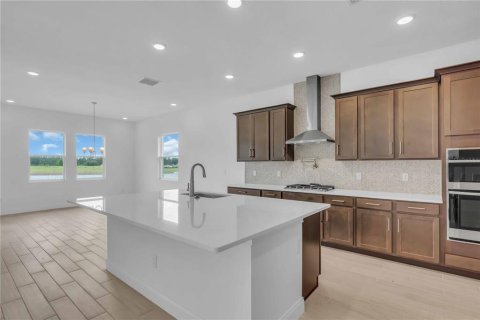 Casa en venta en Zephyrhills, Florida, 4 dormitorios, 293.76 m2 № 1441057 - foto 16