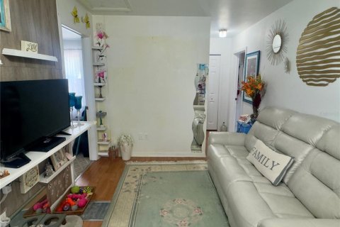 Casa en venta en Longwood, Florida, 2 dormitorios, 78.04 m2 № 1658757 - foto 3