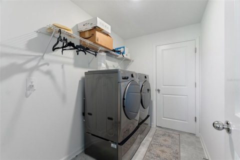 Casa en alquiler en Davenport, Florida, 3 dormitorios, 144.93 m2 № 1810444 - foto 19