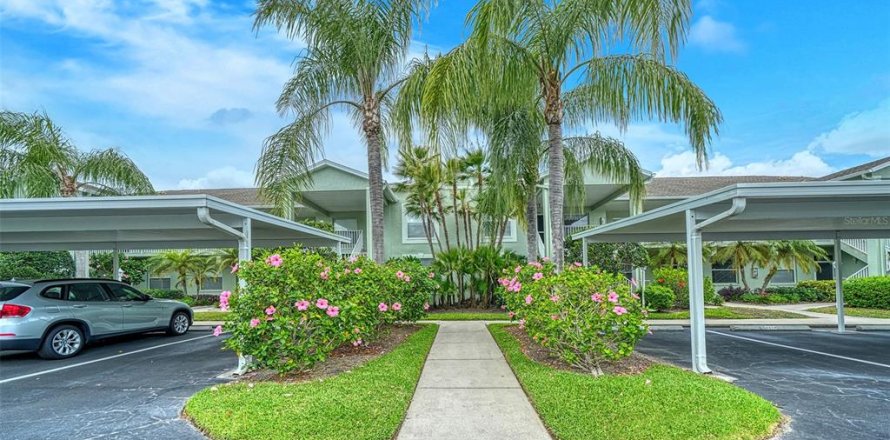 Condo in Sarasota, Florida, 2 bedrooms № 2100686