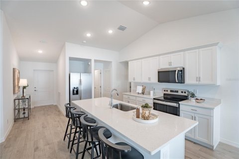 Villa ou maison à vendre à Englewood, Floride: 4 chambres, 168.34 m2 № 2413564 - photo 2