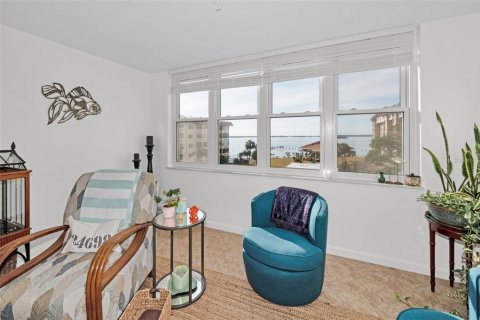 Condo in Dunedin, Florida, 1 bedroom  № 2383845 - photo 18