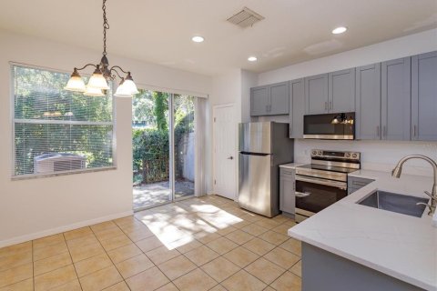 Adosado en venta en Kissimmee, Florida, 3 dormitorios, 110.27 m2 № 2235422 - foto 7