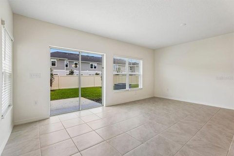 Townhouse in Lake Wales, Florida 3 bedrooms, 156.54 sq.m. № 2379411 - photo 9