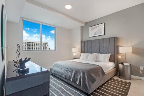 Condominio en venta en Miami, Florida, 1 dormitorio, 75.07 m2 № 1982822 - foto 9