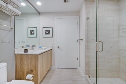 Condominio en venta en Miami, Florida, 1 dormitorio, 75.07 m2 № 1982822 - foto 11