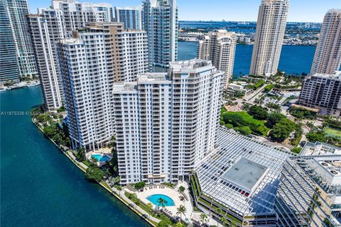 Купить кондоминиум в Майами, Флорида 3 спальни, 159.7м2, № 1921943 - фото 29