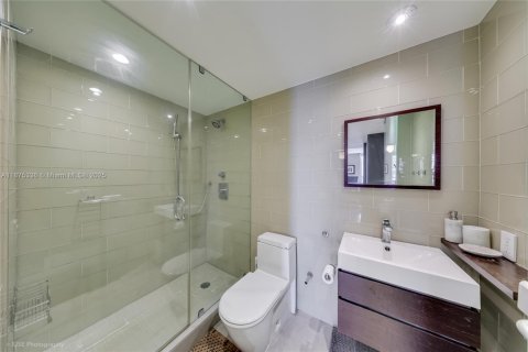 Купить кондоминиум в Майами, Флорида 3 спальни, 159.7м2, № 1921943 - фото 19