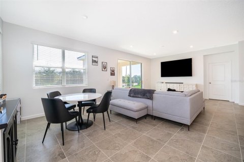 Casa en venta en Kissimmee, Florida, 3 dormitorios, 161.65 m2 № 1901414 - foto 14