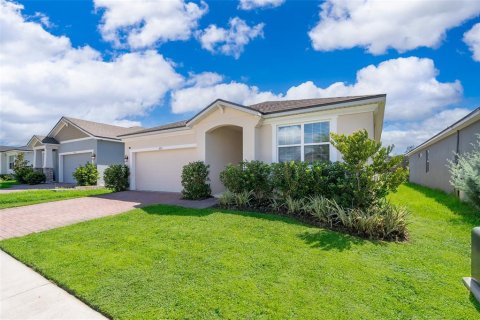 Casa en venta en Kissimmee, Florida, 3 dormitorios, 161.65 m2 № 1901414 - foto 2