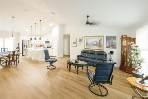 Купить виллу или дом в Делтона, Флорида 5 комнат, 148.09м2, № 1822410 - фото 9