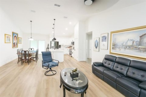 Купить виллу или дом в Делтона, Флорида 5 комнат, 148.09м2, № 1822410 - фото 10