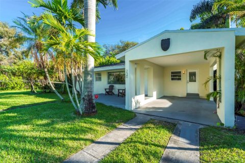 Снять в аренду виллу или дом в Дания-Бич, Флорида 3 спальни, 133.59м2, № 1953817 - фото 24