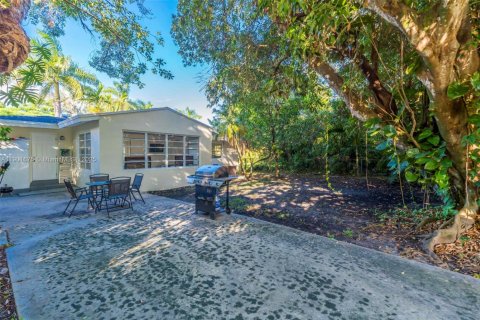 Снять в аренду виллу или дом в Дания-Бич, Флорида 3 спальни, 133.59м2, № 1953817 - фото 28