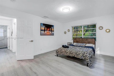 Снять в аренду виллу или дом в Дания-Бич, Флорида 3 спальни, 133.59м2, № 1953817 - фото 14