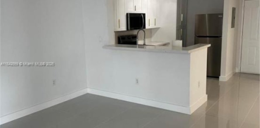 Condo à Miami, Floride, 1 chambre № 1834011