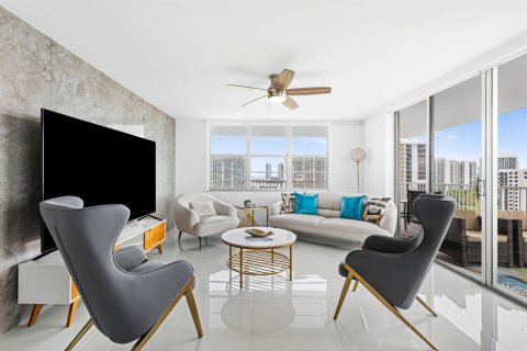 Condo à Aventura, Floride, 2 chambres № 2250840