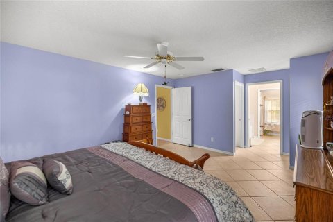 House in Inverness, Florida 3 bedrooms, 175.21 sq.m. № 1904283 - photo 11
