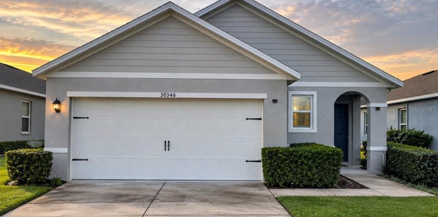 Villa ou maison à Leesburg, Floride 3 chambres, 142.05 m2 № 2415040