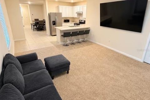 Villa ou maison à louer à Leesburg, Floride: 3 chambres, 142.05 m2 № 2415040 - photo 2