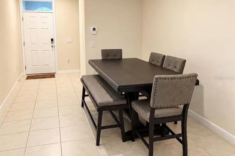 Villa ou maison à louer à Leesburg, Floride: 3 chambres, 142.05 m2 № 2415040 - photo 3