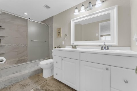 Copropriété à vendre à Hollywood, Floride: 2 chambres, 130.06 m2 № 2049926 - photo 23