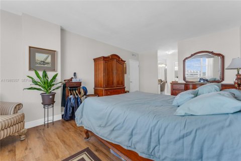 Copropriété à vendre à Hollywood, Floride: 2 chambres, 130.06 m2 № 2049926 - photo 21