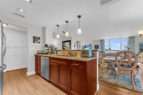 Copropriété à vendre à Hollywood, Floride: 2 chambres, 130.06 m2 № 2049926 - photo 15