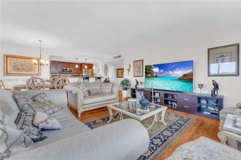 Copropriété à vendre à Hollywood, Floride: 2 chambres, 130.06 m2 № 2049926 - photo 5