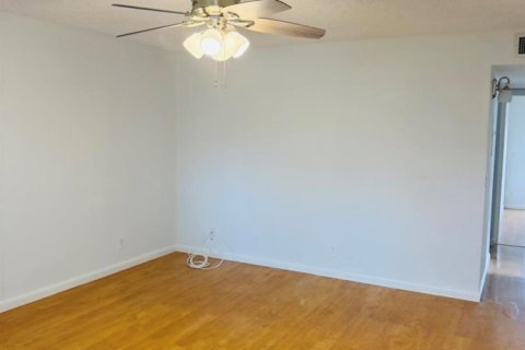 Copropriété à vendre à Delray Beach, Floride: 2 chambres, 84.26 m2 № 2250627 - photo 5