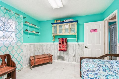 House in Seminole, Florida 3 bedrooms, 162.95 sq.m. № 1894071 - photo 25