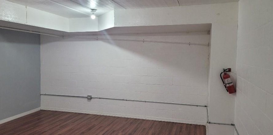 Propiedad comercial en Pompano Beach, Florida № 913430