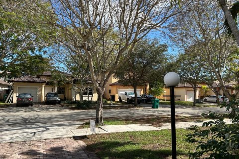 Casa en venta en Miami, Florida, 3 dormitorios, 137.77 m2 № 2002554 - foto 13