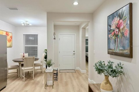 Duplex in Port Charlotte, Florida 6 bedrooms, 215.9 sq.m. № 1757071 - photo 4