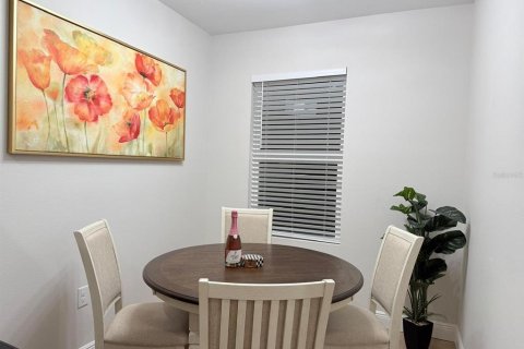Duplex in Port Charlotte, Florida 6 bedrooms, 215.9 sq.m. № 1757071 - photo 5