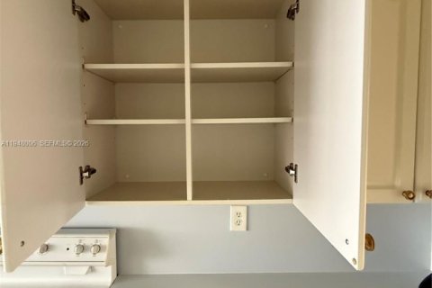 Купить кондоминиум в Санни-Айлс-Бич, Флорида 2 спальни, 170.94м2, № 2005821 - фото 18