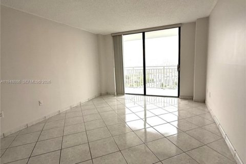 Купить кондоминиум в Санни-Айлс-Бич, Флорида 2 спальни, 170.94м2, № 2005821 - фото 23