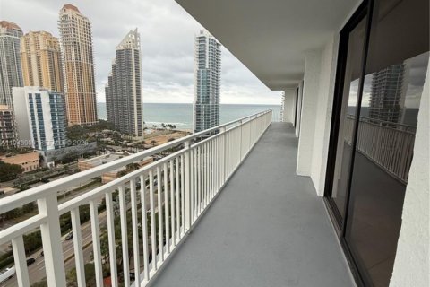 Купить кондоминиум в Санни-Айлс-Бич, Флорида 2 спальни, 170.94м2, № 2005821 - фото 20