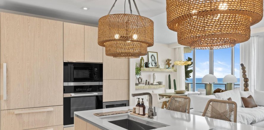 Condo in Riviera Beach, Florida, 2 bedrooms  № 2158524