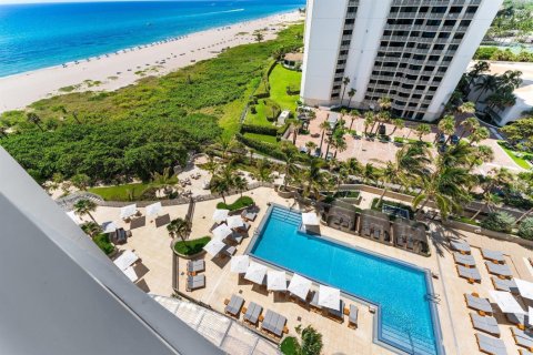 Condo in Riviera Beach, Florida, 2 bedrooms  № 2158524 - photo 29