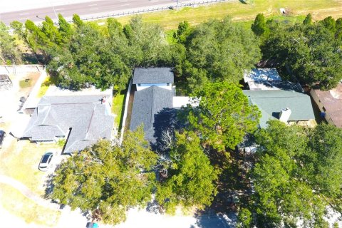 Villa ou maison à vendre à Tampa, Floride: 4 chambres, 283.17 m2 № 1904958 - photo 24