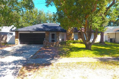 Villa ou maison à vendre à Tampa, Floride: 4 chambres, 283.17 m2 № 1904958 - photo 1