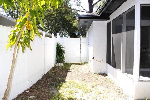 Villa ou maison à vendre à Tampa, Floride: 4 chambres, 283.17 m2 № 1904958 - photo 7