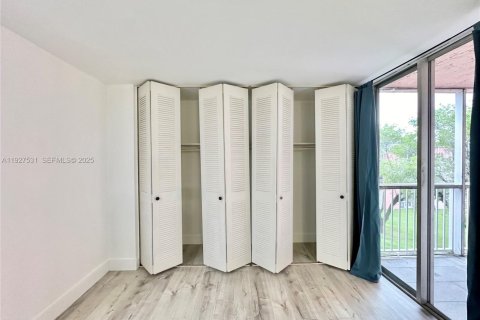 Copropriété à louer à Miami, Floride: 2 chambres, 74.32 m2 № 1986307 - photo 22
