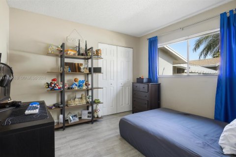 Купить кондоминиум в Уэстон, Флорида 3 спальни, 118.08м2, № 2043380 - фото 18