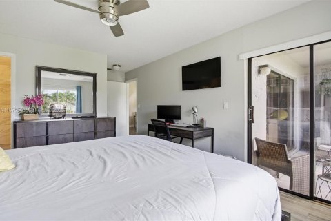 Купить кондоминиум в Уэстон, Флорида 3 спальни, 118.08м2, № 2043380 - фото 16