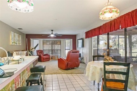 House in Center Hill, Florida 4 bedrooms, 254.74 sq.m. № 1537421 - photo 6